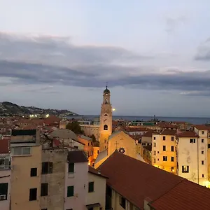 Bellavista Con Parking Privato, A Un Passo Dal Teatro Ariston Appartement